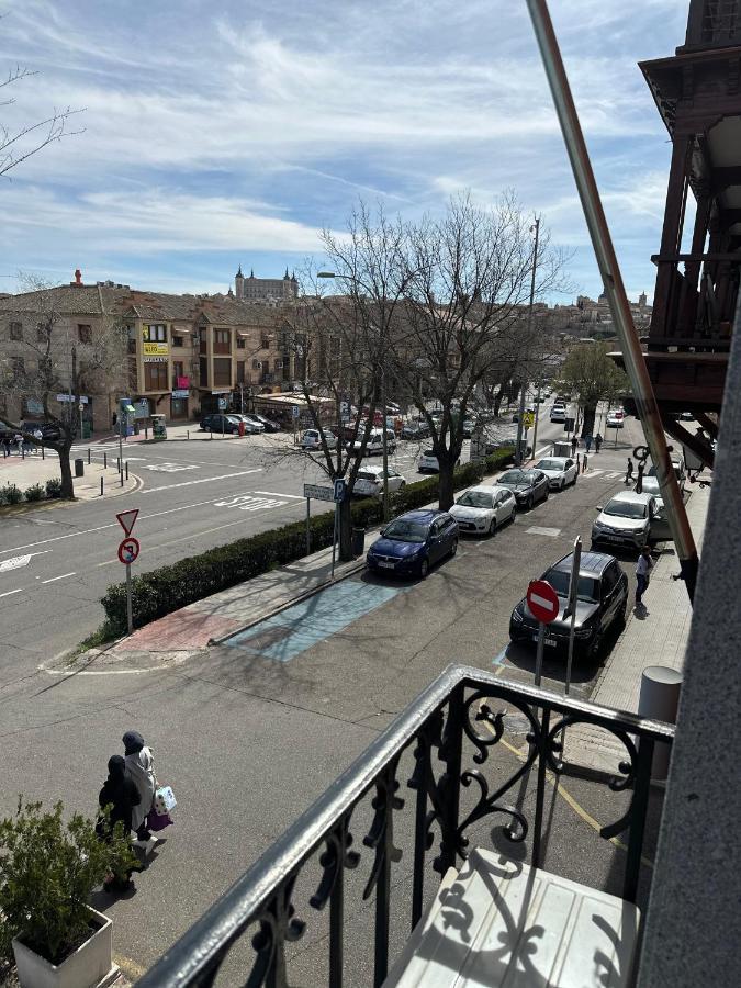 Toledo Plaza Hotel Bagian luar foto